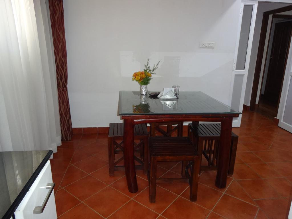 Irinjalakuda House Apartment Ooty Exterior photo