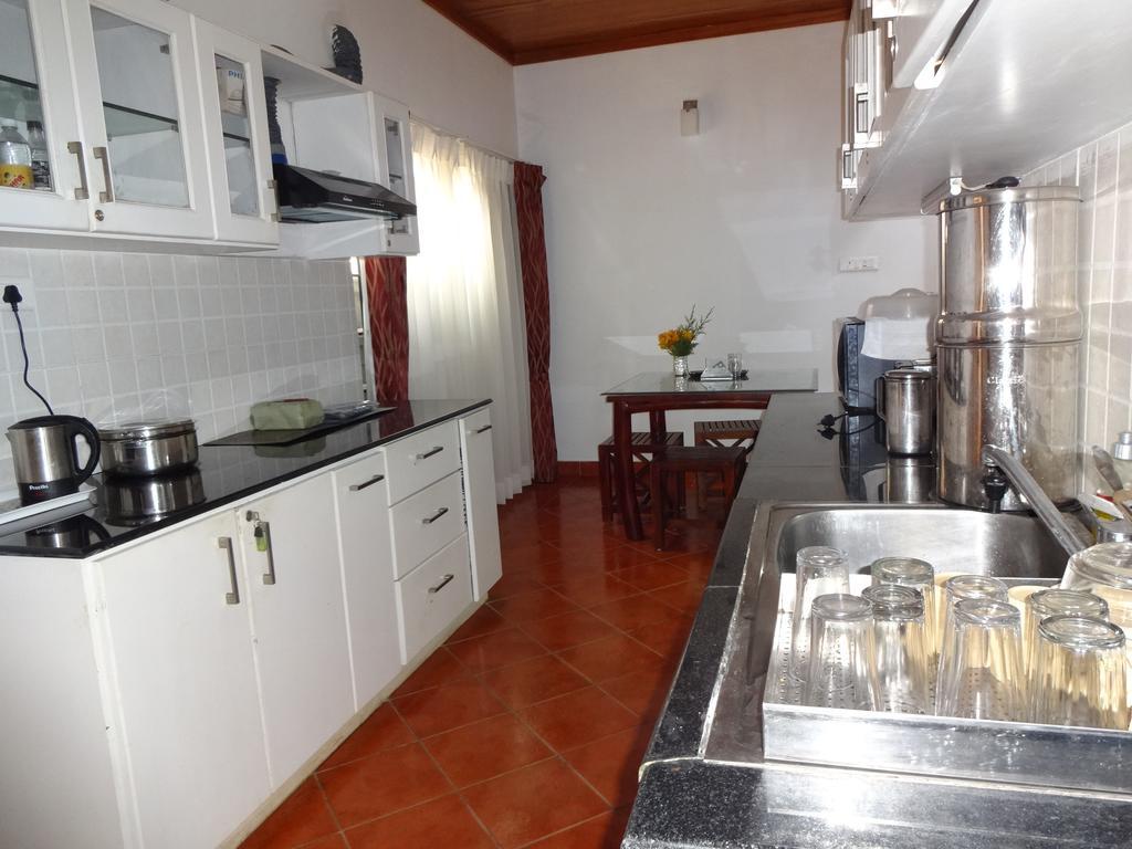 Irinjalakuda House Apartment Ooty Exterior photo